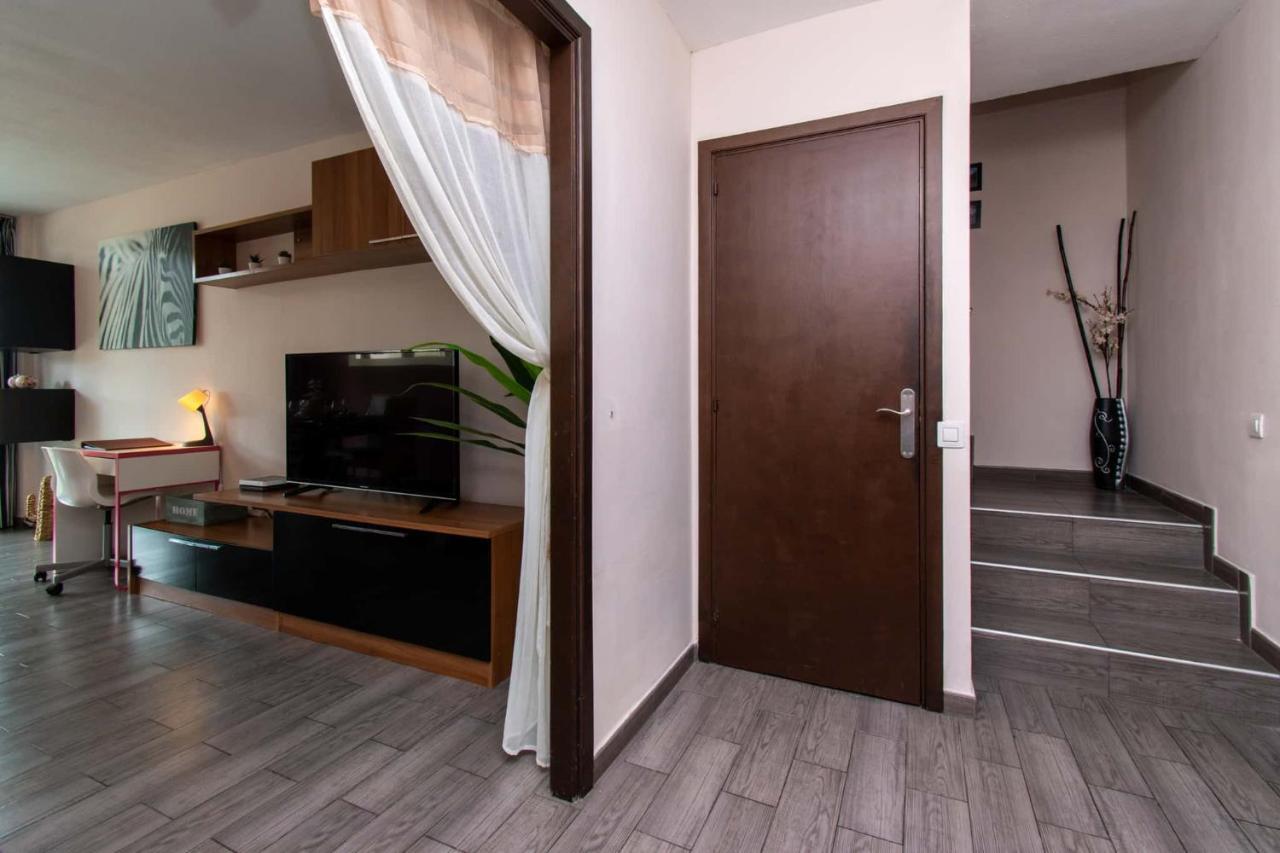 Duplex In Playa De Las Americas-Center Экстерьер фото